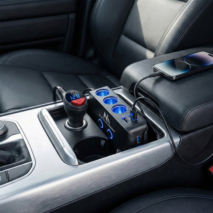 Sigarettenaansteker-matsplitser, voltmeter, 3 sigarettenaansteker-aansluitingen, 1xQuick Charge 3.0, 3xUSB 6.8A, 1x Power Delivery 18W, Maclean MCE218, Max 120W