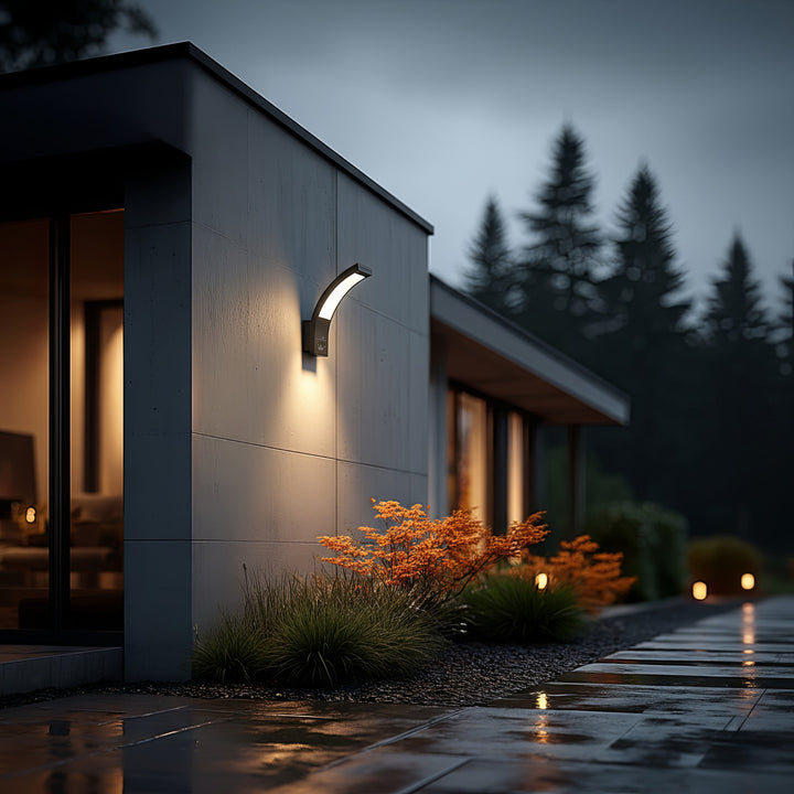 LED-lamp met infrarood bewegingssensor MCE244 750lm 10W IP54 Maclean Energy