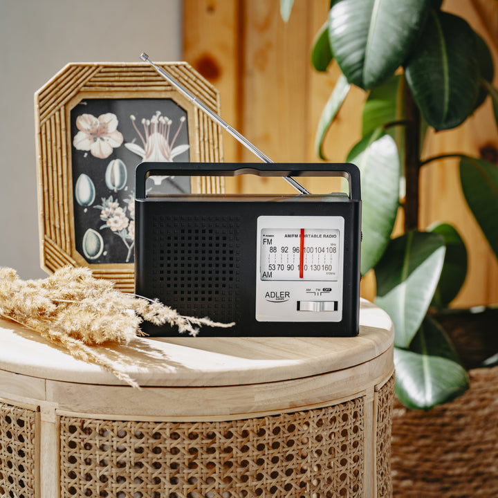 Adler - Radio - draagbare radio - AM en FM - Met antenne - voeding en batterij - AD 1909 - Zwart