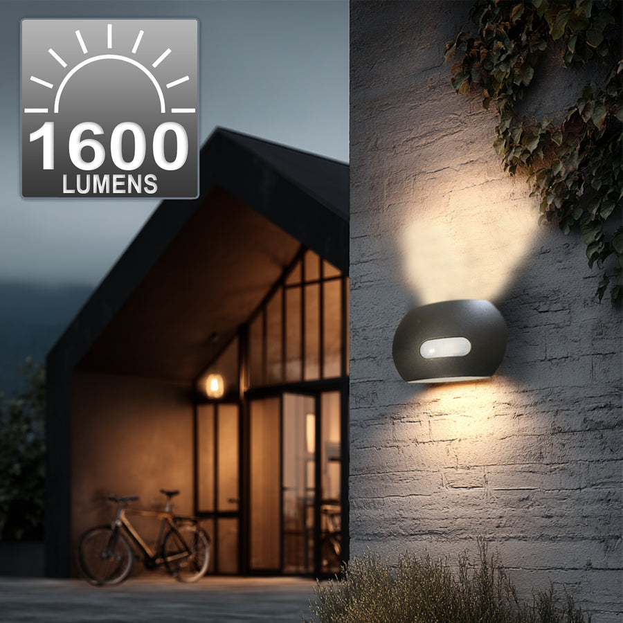 Maclean Energy MCE366 - PC+ALU, 20W (1600lm) Neutraal Witte 4000K IP65 grijze LED wandlamp met PIR sensor