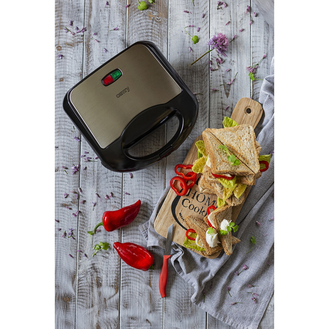 Camry sandwichmaker, keramische antiaanbaklaag, max. vermogen 850 W, CR 3018