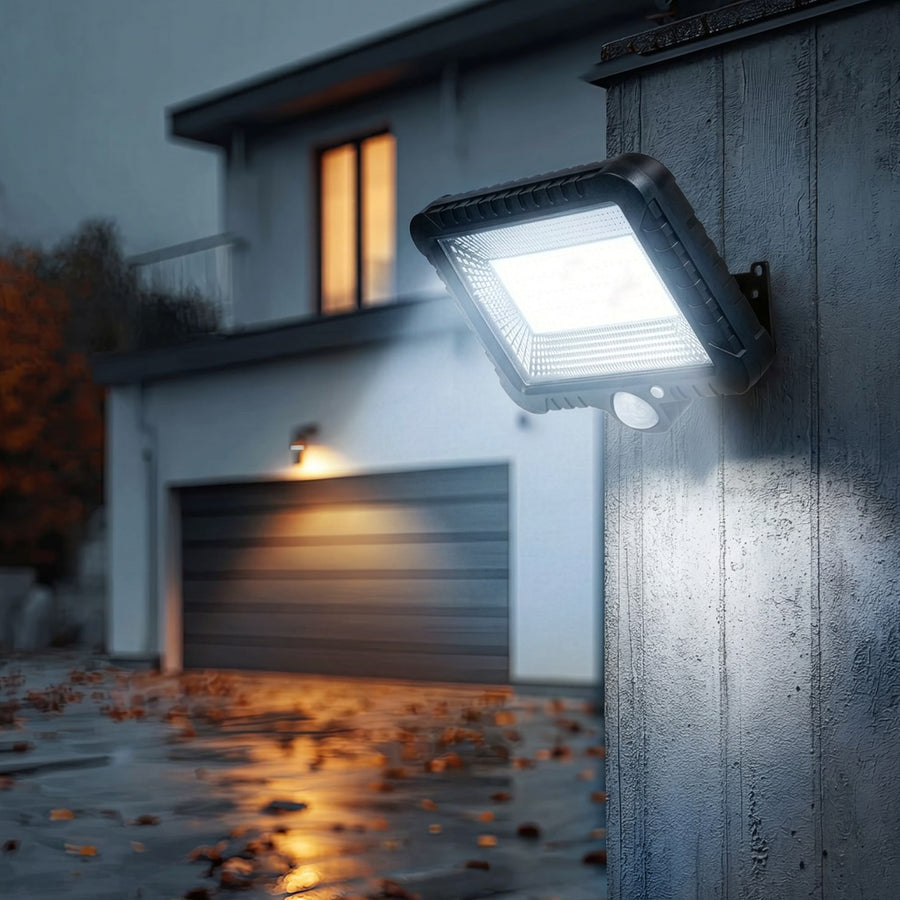 LED-schijnwerper op zonne-energie met bewegingssensor Maclean Energy IP44, 5W, 400lm, 6000K koud wit, lithiumbatterij 1300 mAh, 5,5V DC MCE438