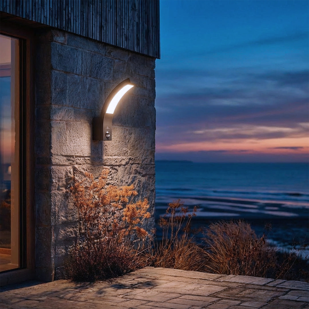 Maclean MCE244 LED lamp met bewegingssensor PIR, 10W, IP54, 750lm, neutraal wit (4000K) zwart