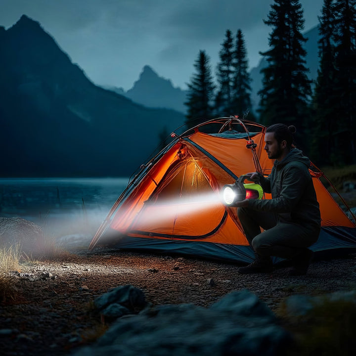 Maclean MCE345 LED 3 in 1 oplaadbare zaklamp met 2 stadslichten en powerbank functie voor kamperen buiten USB 3 Lichtstanden 5W XM-L-T6 Koud wit 6500K 3.7V 3x18650 4500mAh IP65