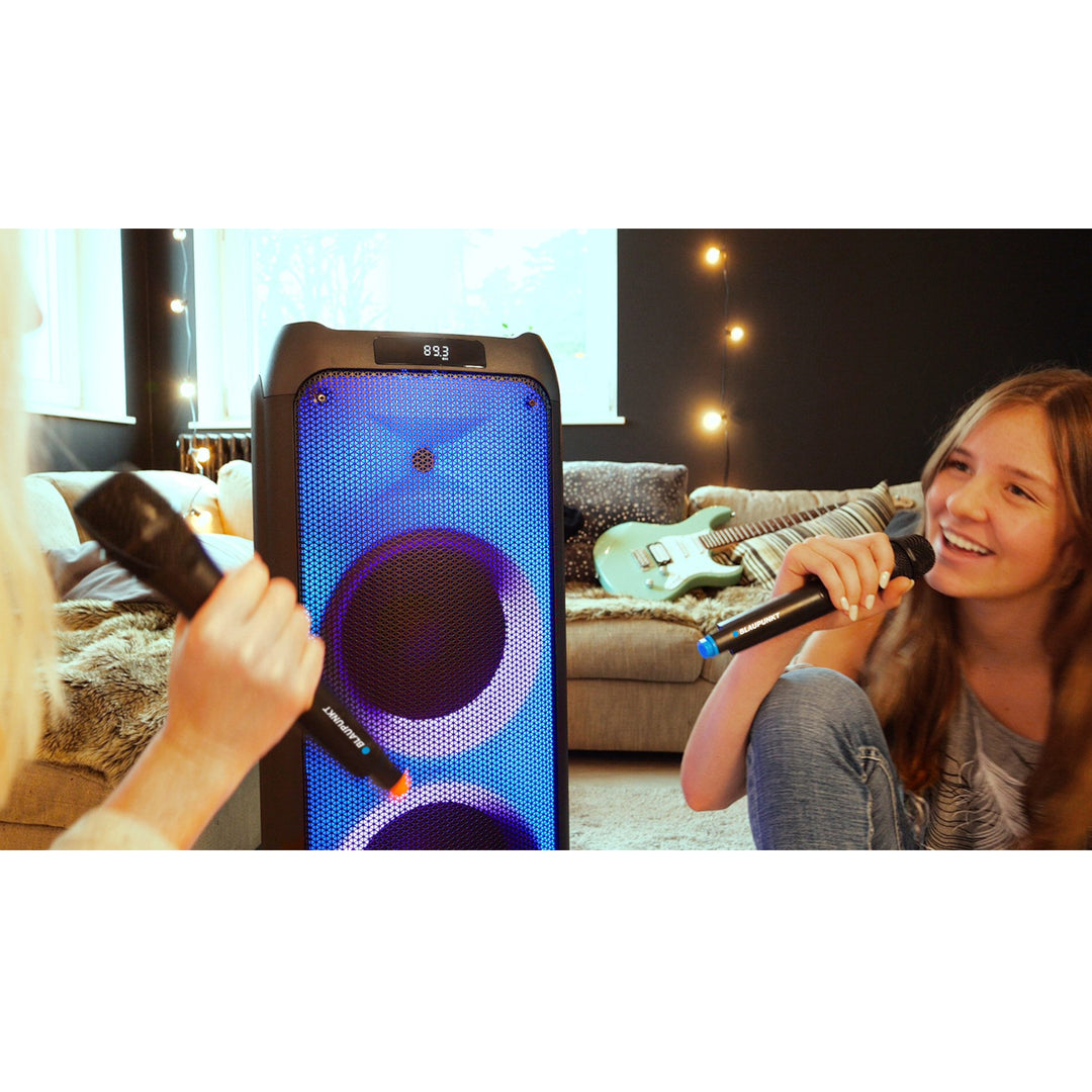 Blaupunkt - PartyBox draagbare Bluetooth-luidspreker met Karaoke-functie Gitaar-ingang TWS Radio AUX USB microSD Afstandsbediening Disco LED-verlichting
