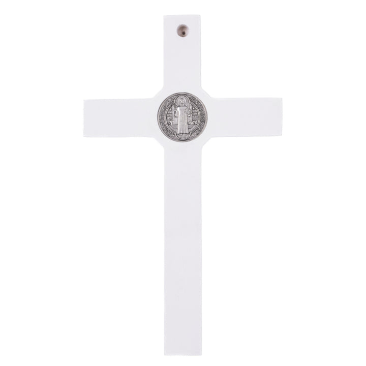 Houten kruis van Sint Benedictus hangend met pasque wit 22x12x1.8cm