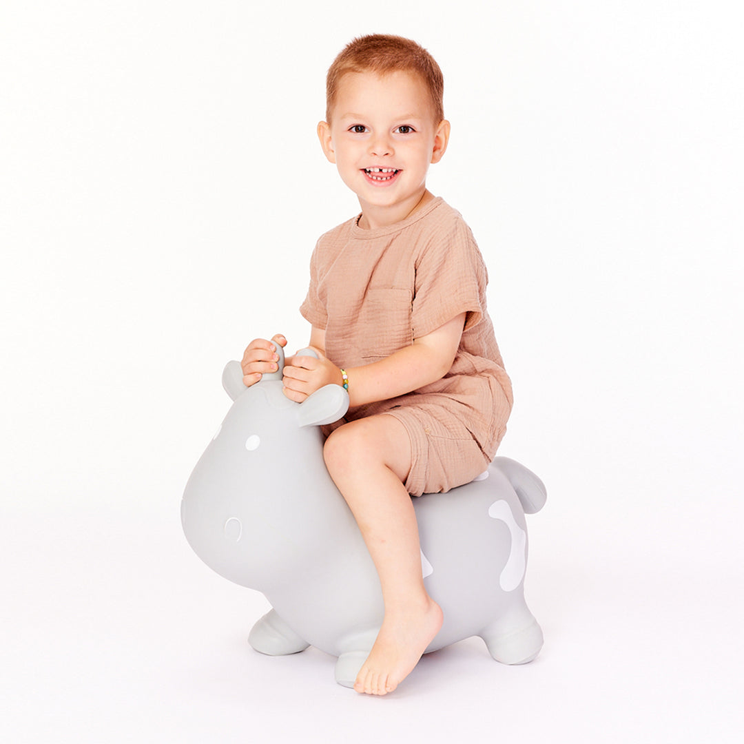 Hoppimals rubberen trui, grijze fudge, pomp, T-TFF-NN140
