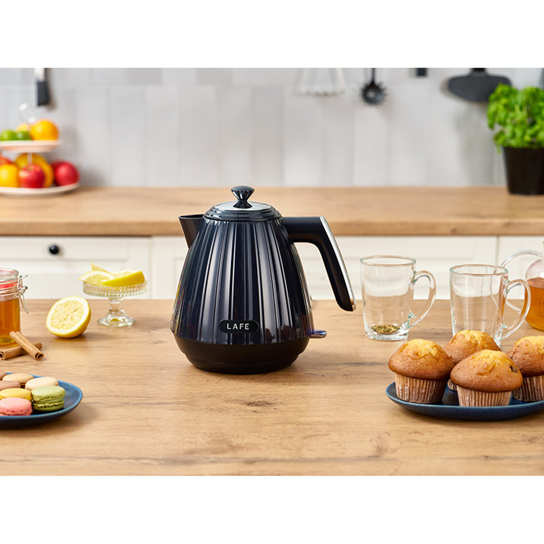 LEHMANN Elektrische Waterkoker - 1,7L – 2200W – Snel Koken – Dubbelwandig Design – 360° Draaibare Basis – Automatische Uitschakeling – BPA-vrij – voor Babyvoeding, Thee, Koffie - Zwart LEHMANN Elektrische Waterkoker - 1,7L – 2200W – Snel Koken – Dubbelwandig Design – 360° Draaibare Basis – Automatische Uitschakeling – BPA-vrij – voor Babyvoeding, Thee, Koffie - Zwart