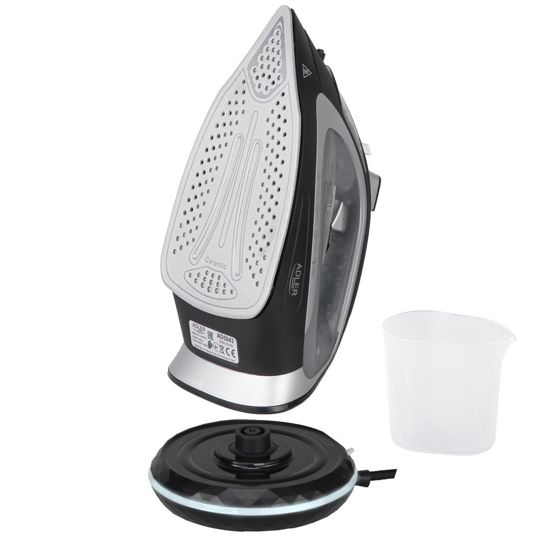 Adler snoerloos stoomstrijkijzer, keramische zoolplaat, 2800W, AD 5043
