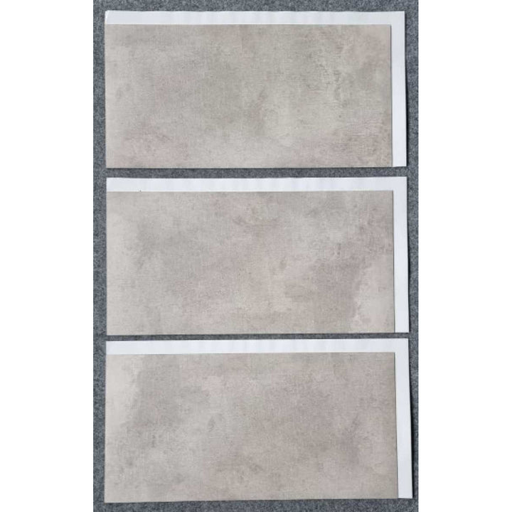 Fliesana - Zelfklevende wand- en vloertegels - set van 3 - waterbestendig, natuursteendessin - betoneffect, lichtgrijs