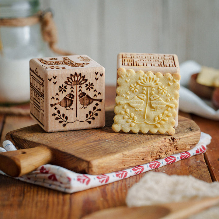 Goody Woody gegraveerd taartblokje, 6 cm, beukenhout, 6 designs, Scandinavische stijl