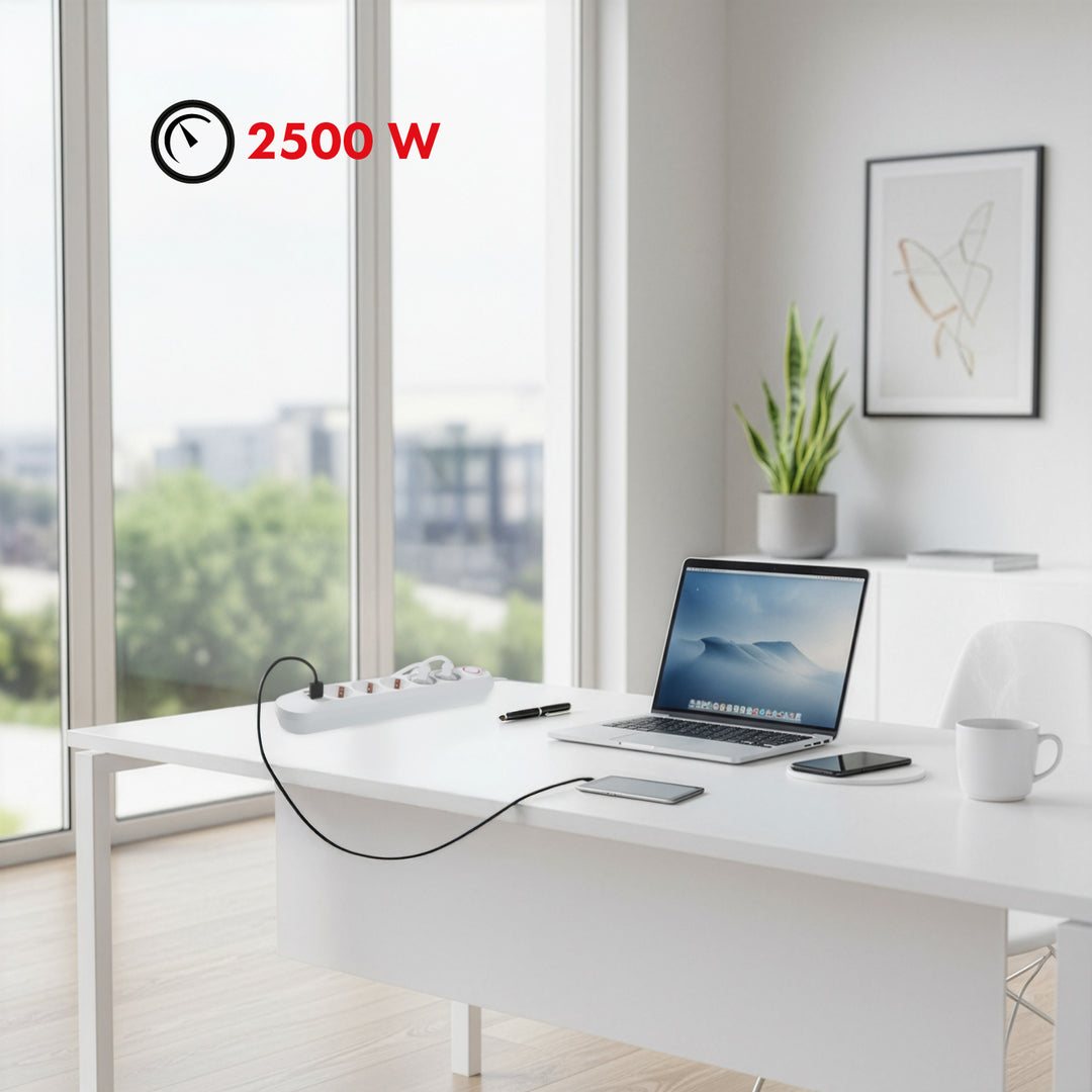 Maclean stekkerdoos, 5-polige verlengkabel + 3xUSB, 110-240V AC 50/60Hz, 2,1A max 2500W, 1,5m, wit, MCE395 W