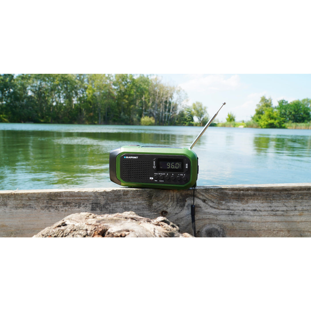 Blaupunkt radio op netvoeding/batterij, LED zaklamp, SOS-indicatie, Antenne, ER20