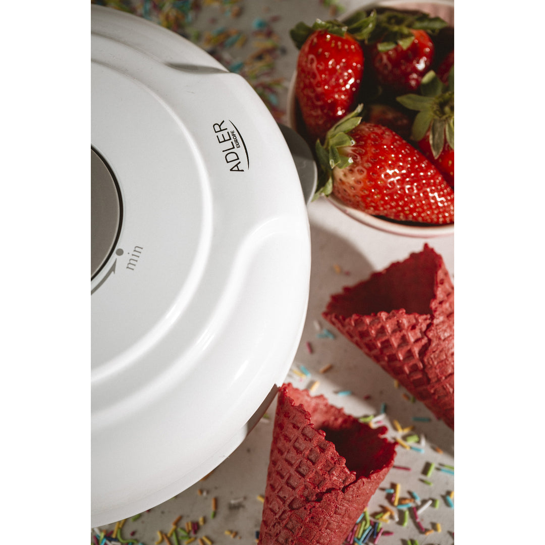 Adler wafelijzer, traploos instelbare temperatuur, 1500W, wit, AD 3038