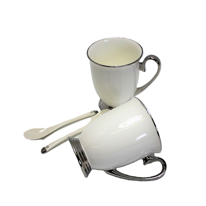 Witte mokken 2 stuks Chroom handvatten, theelepels, Porselein, Elegant, Queen Isabel
