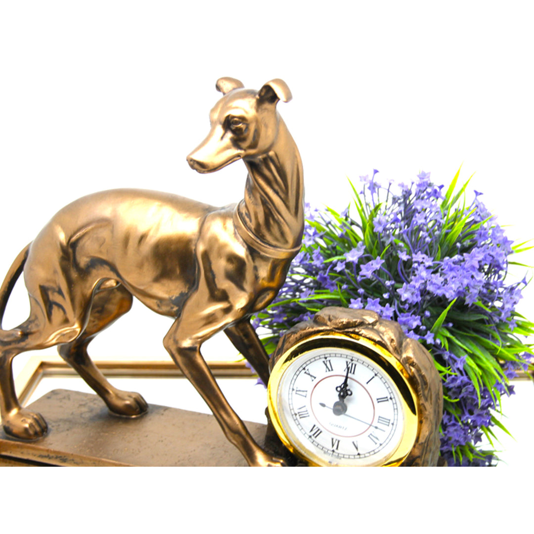 Queen Isabell - klok - Decoratieve staande klok hondenfiguur - golden greyhound