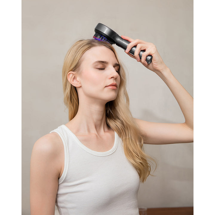 REGENERATING HAIRBRUSH MASSAGER Masserende borstel voor haar en hoofdhuid MT6537