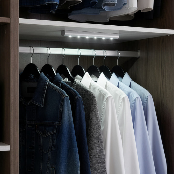 Maclean 6LED keukenlamp voor onder een kastje, langwerpig, met bewegingssensor, 5xAA, MCE123 + 5x AAA alkalinebatterij Varta Industrial