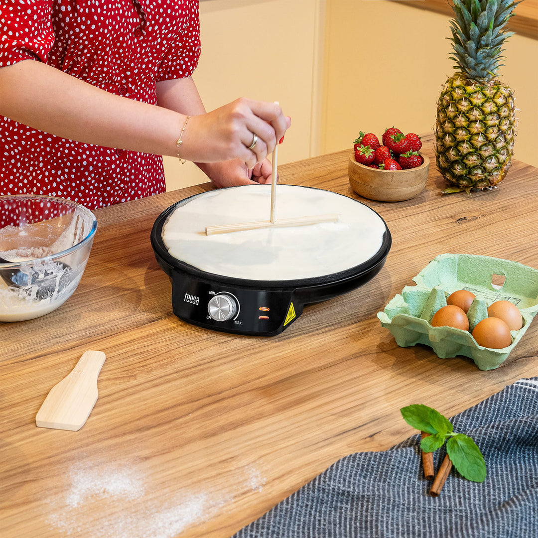 Teesa pannenkoekenmaker, elektrische pannenkoekenpan, diameter van de plaat 30 cm, vermogen 1200 W, TSA3235