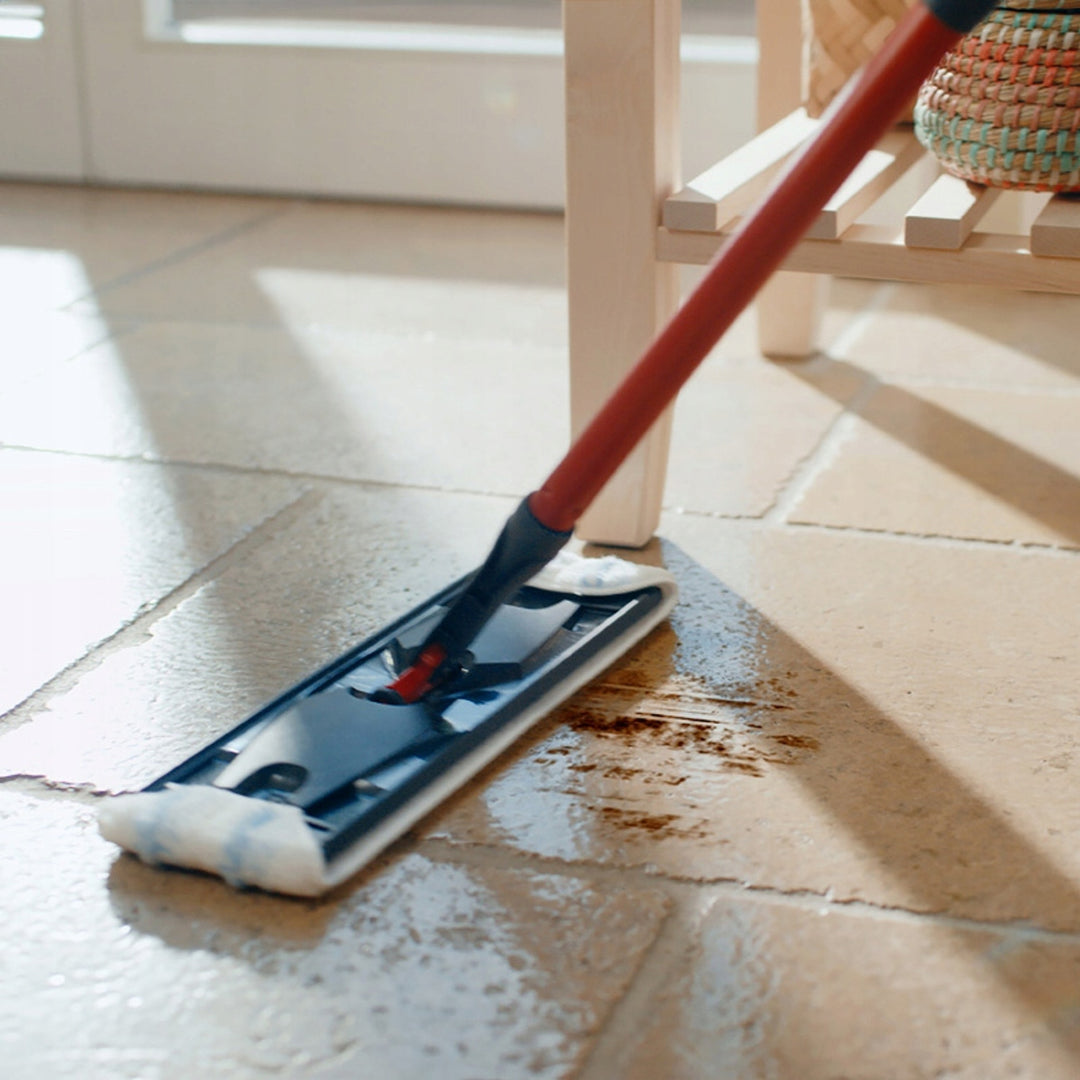 Vileda H2prO platte dweil, 100% scheiding van schoon en vuil water, twee reservoirs, 2 microvezelopzetstukken, 360°-kop, 175774