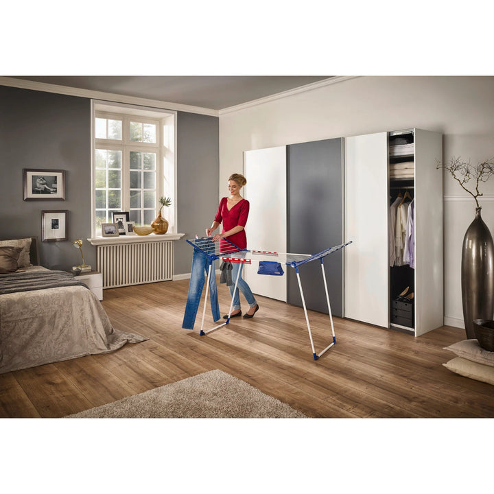 Pegasus 180 Solid Plus droogrek van Leifheit, lengte van de lijnen 18 m, stabiele parallelle poten, weerbestendig, 2 wasknijpers, 81510