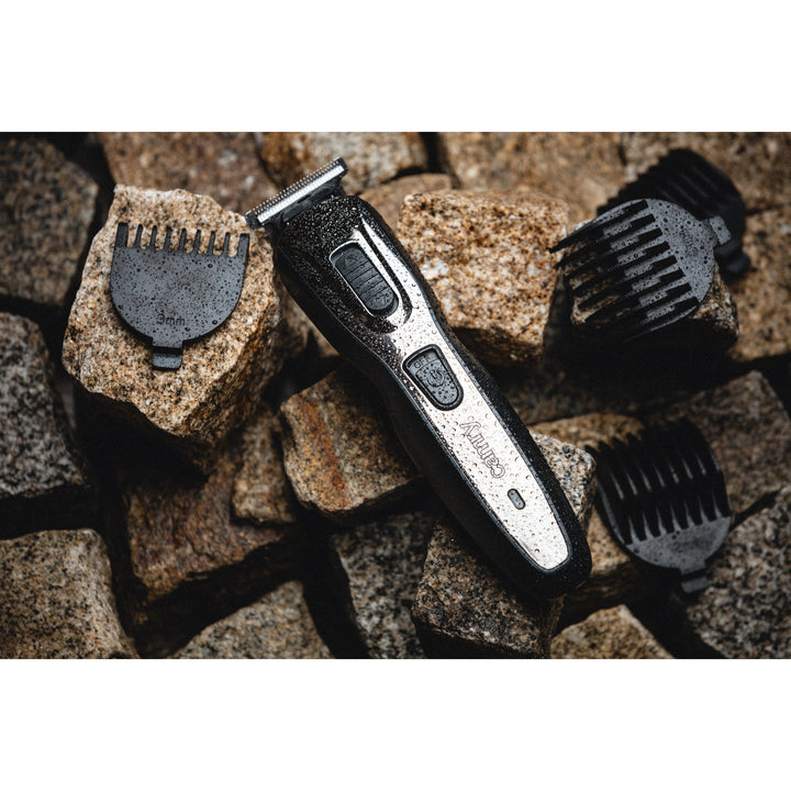 De Camry CR 2921 5-in-1 trimmer combineert een tondeuse, scheerapparaat en trimmer