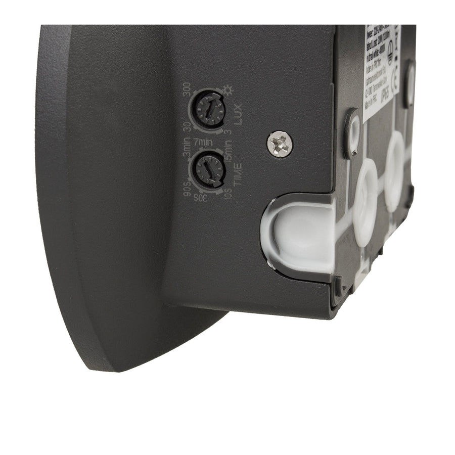 Maclean Energy MCE366 - PC+ALU, 20W (1600lm) Neutraal Witte 4000K IP65 grijze LED wandlamp met PIR sensor