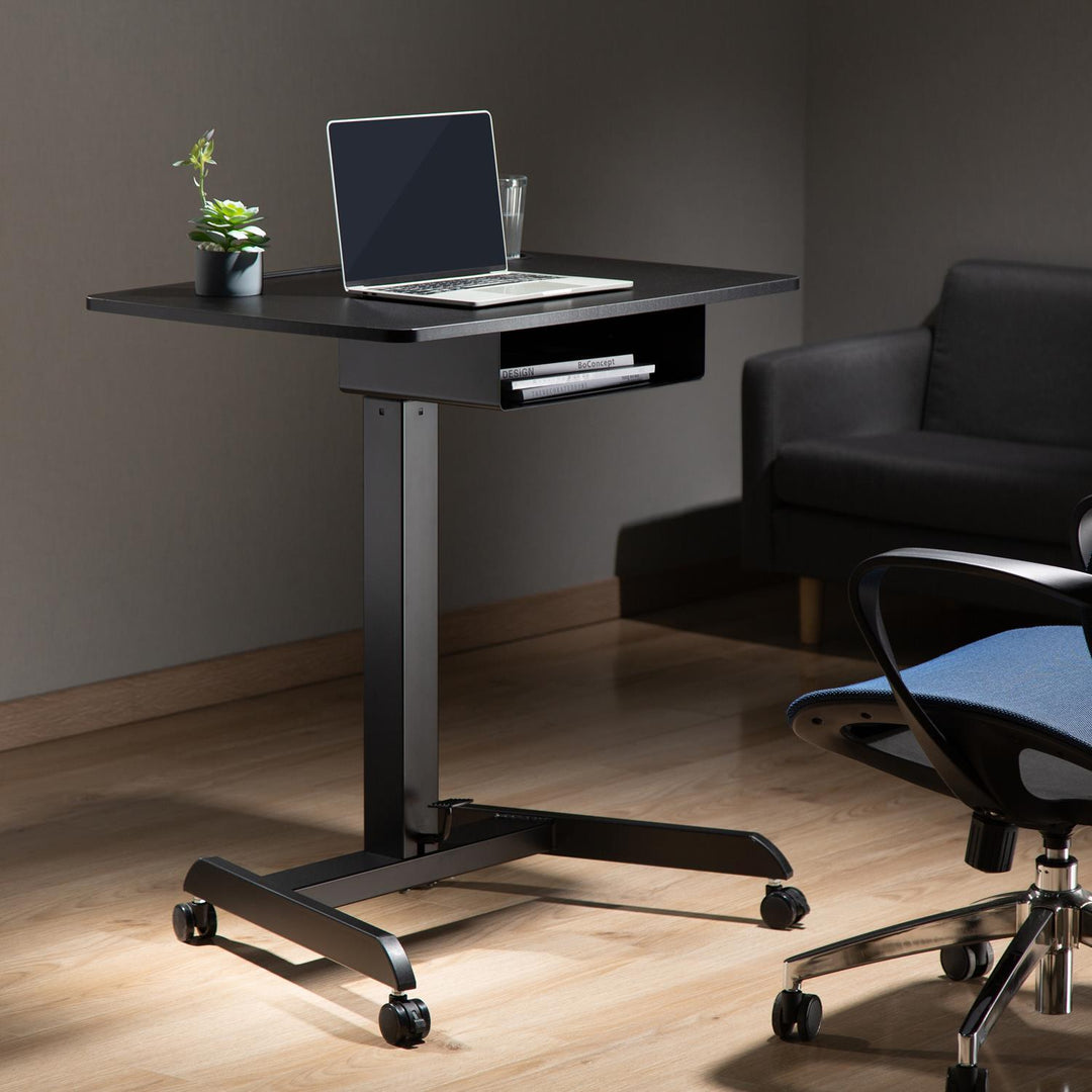 Maclean - Bureau d'ordinateur portable réglable en hauteur avec roulettes et bureau assis-debout à tiroir - réglable en hauteur jusqu'à 113 cm maximum et 8 kg maximum (Noir)