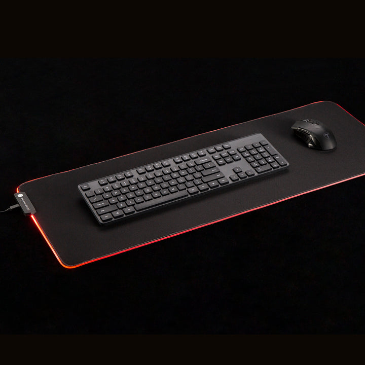 MACLEAN - Tapis de souris et clavier gaming XXL 80x30cm avec éclairage LED RGB et fond en caoutchouc antidérapant