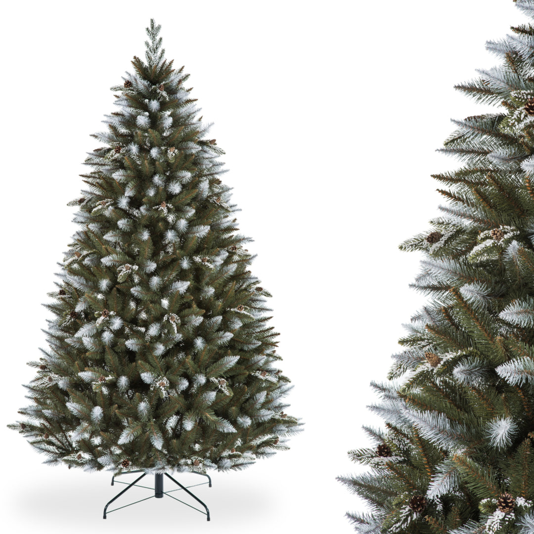 Novatom Premium PVC kerstboom 220 cm gesneden sparrenhout sneeuweffect natuurlijke dennenappels kerstboom incl. metalen standaard gemaakt van PVC-folie en PE-takken