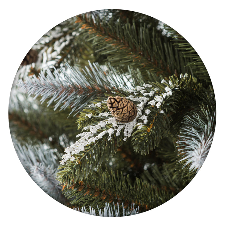 Novatom Premium PVC-kerstboom 180 cm Snowy spruce snow-effect Natuurlijke kegelkerstboom Inclusief metalen standaard Gemaakt van PVC-folie en PE-takken